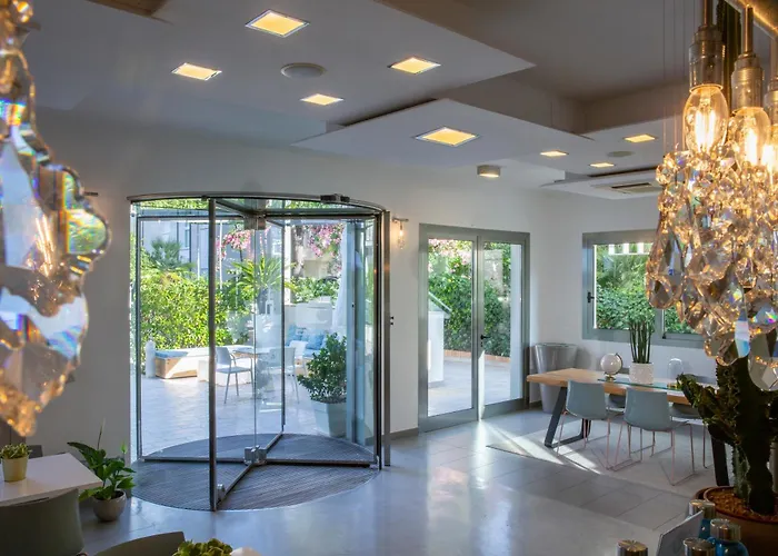 Hotel The One - Designed For Adults - Pet Lovers Riccione