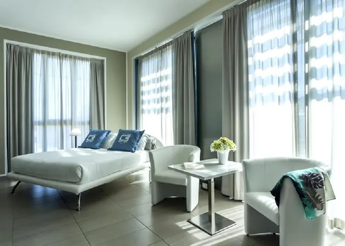 Отель The One - Designed For Adults - Pet Lovers 4*