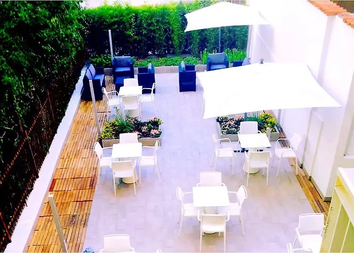 Hotel The One - Designed For Adults - Pet Lovers Riccione