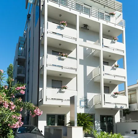 The One - Designed For Adults - Pet Lovers 酒店 4*