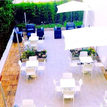 Hotel The One - Designed For Adults - Pet Lovers Riccione