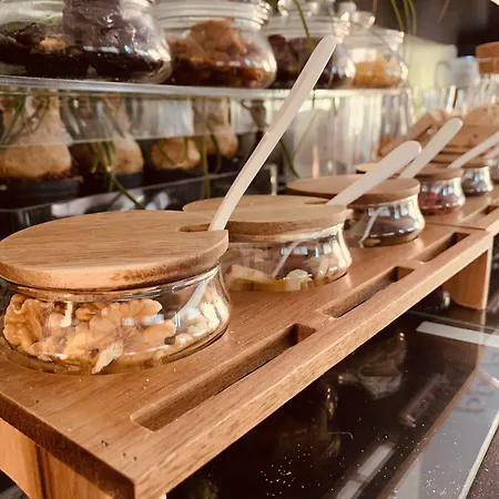 酒店 The One - Designed For Adults - Pet Lovers 里乔内