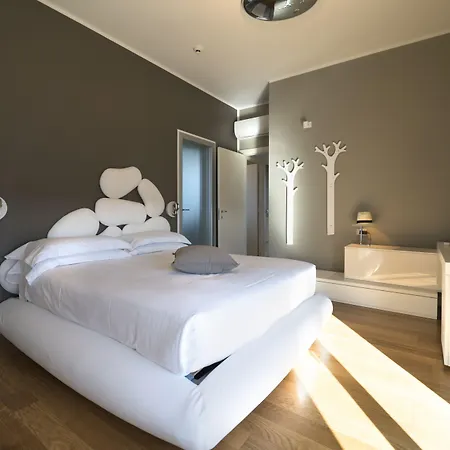 The One - Designed For Adults - Pet Lovers 4* 里乔内