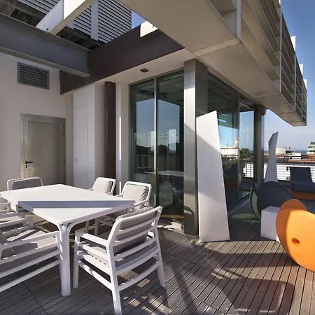 The One - Designed For Adults - Pet Lovers Hotel