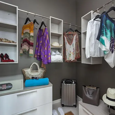 Hotel The One - Designed For Adults - Pet Lovers Riccione