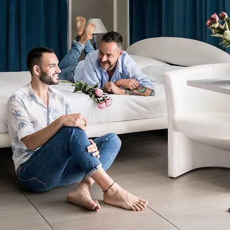 The One - Designed For Adults - Pet Lovers ホテル 4*