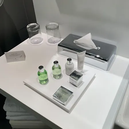 The One - Designed For Adults - Pet Lovers 4* リッチョーネ