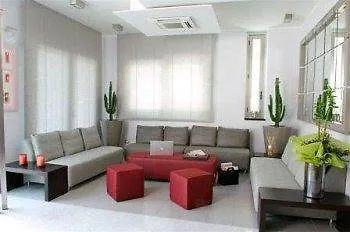 ホテル The One - Designed For Adults - Pet Lovers 4*