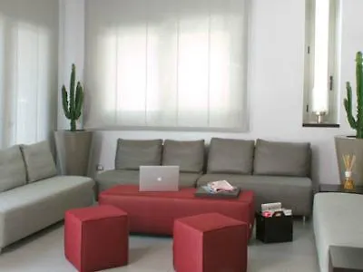The One - Designed For Adults - Pet Lovers ホテル 4*